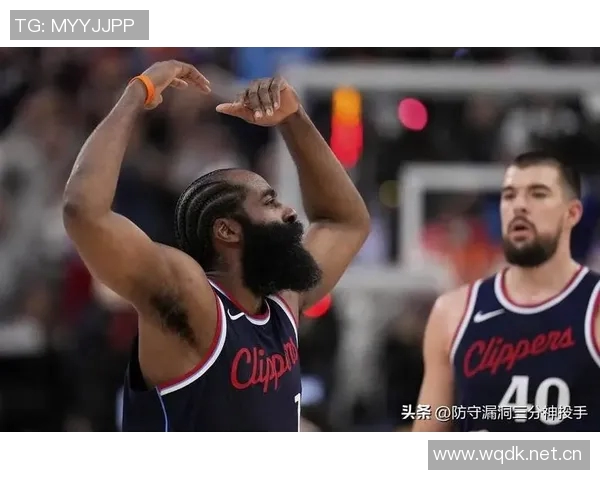 小卡坦言失误致惨败爵士首节狂轰43分防守漏洞显著 小卡坦言失误致惨败爵士首节狂轰43分防守漏洞显著