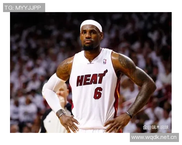 詹姆斯复出后场均上场时间引发争议湖记认为32到33分钟更为合理