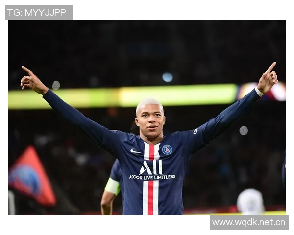 姆巴佩分享庆祝照片称国家德比胜利归球队活力无限展现精彩表现