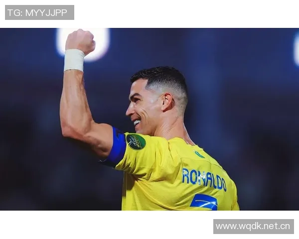 切费林盛赞C罗称其为历史最佳球员之一绝对名列前三位 切费林盛赞C罗称其为历史最佳球员之一绝对名列前三位